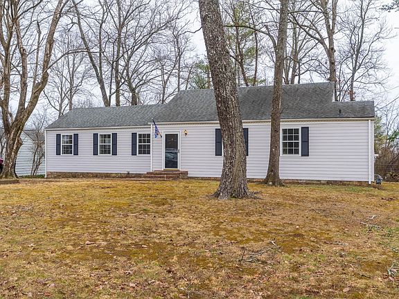 5th image of 1405 Cinderella Rd