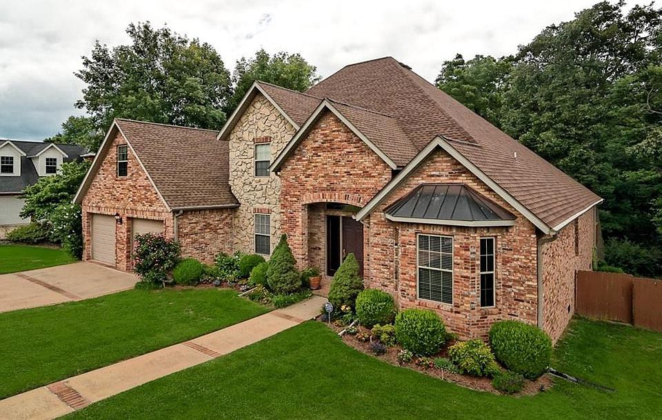 1st image of 1825 N Trillium Ln