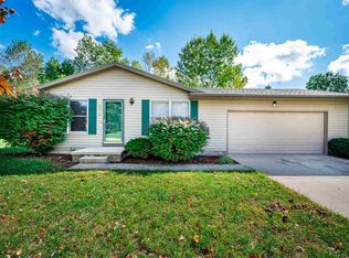 4310 N Westerner Winds Dr, Warsaw, IN 46582