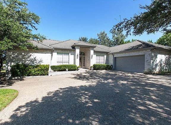 2nd image of 1629 Sun Valley Ct