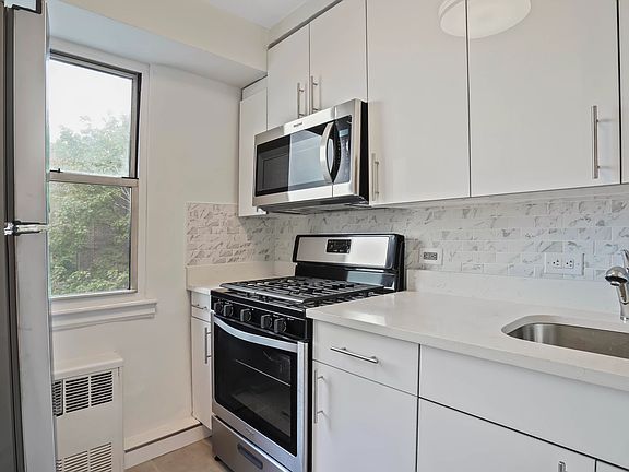 4th image of 1608 Ocean Pkwy APT 7E