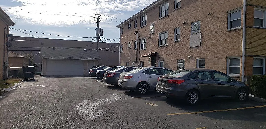 6721 W Lloyd Dr — Photo 3