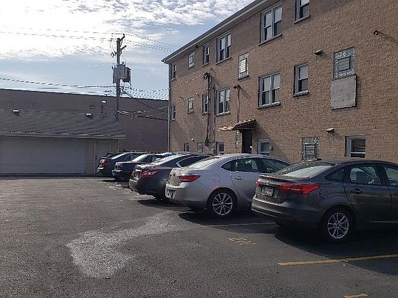2nd image of 6721 W Lloyd Dr #1N