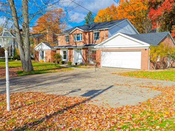 960 Forest Ln, Sharpsville, PA 16150