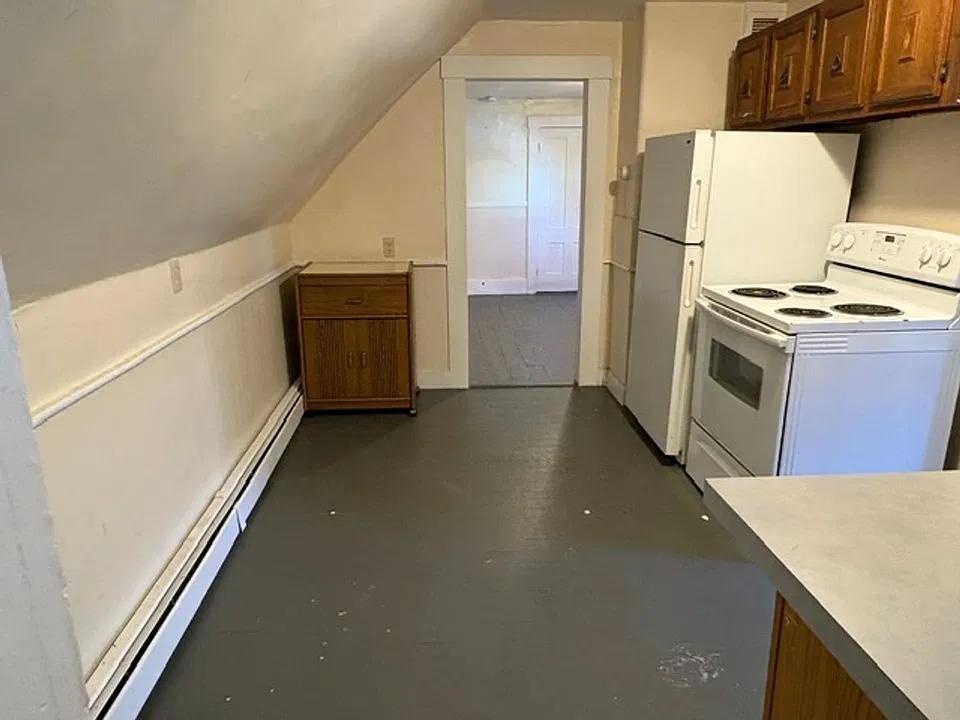 218 Water St #2