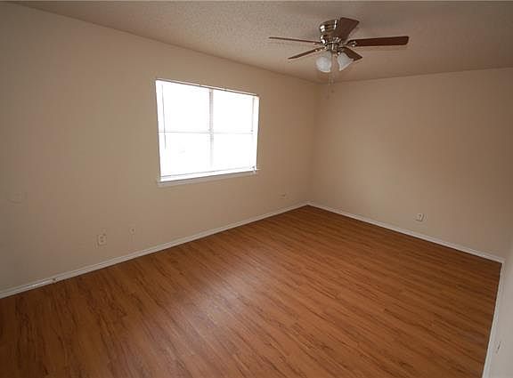 5th image of 9605 Carson Creek Blvd APT A