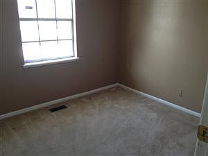 5th image of 8451 Meadowlark Dr