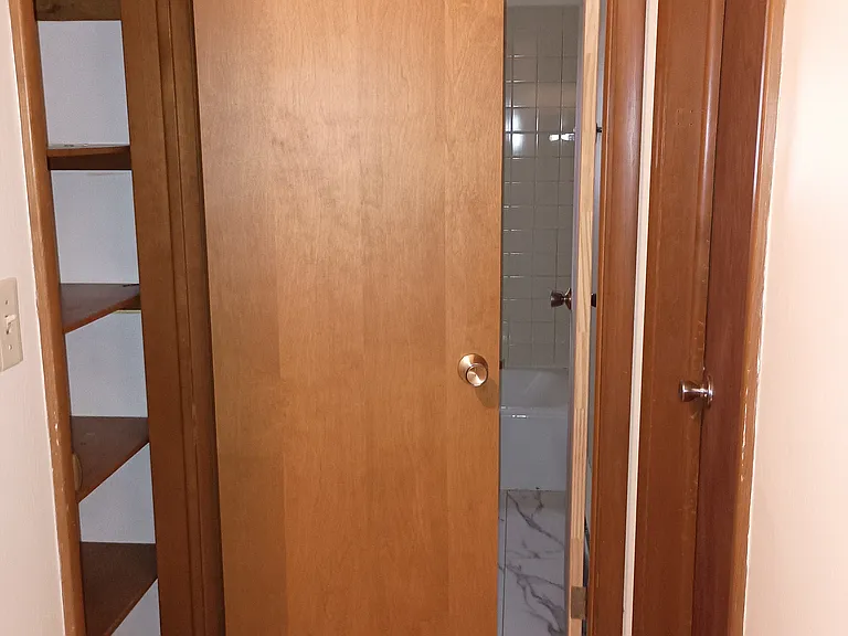 14425 Lakeshore Dr #2 — Photo 10
