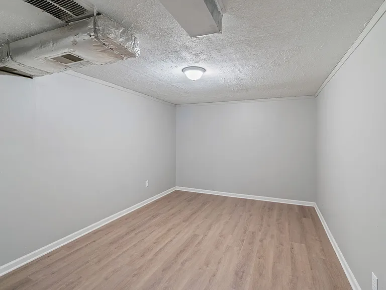 2809 Lay Ave — Photo 14