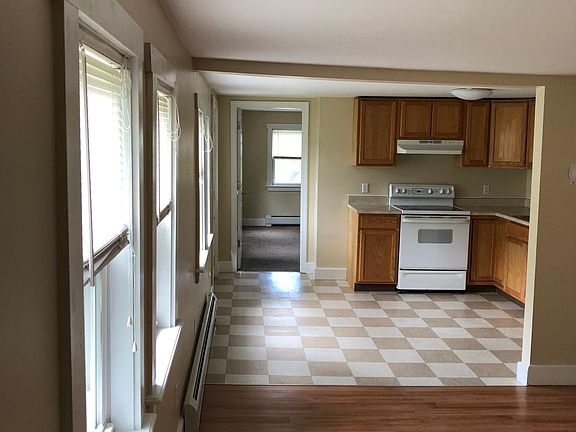 Living room looking into kitchen.