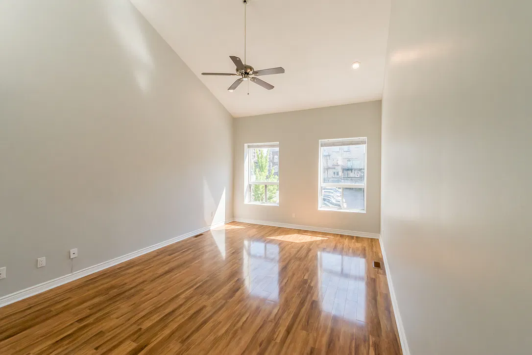 1 bed, 1.5 bath, 752 sqft, $1,795 — Photo 3
