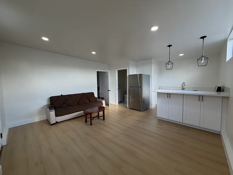 5814 Arlington Ave #1 — Photo 2