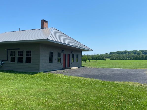 10 Champlain Lndg #1