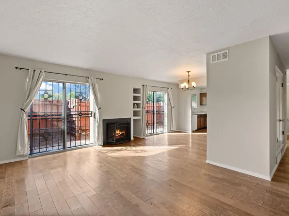 118 Calle Olas Altos NE, Albuquerque, NM 87109