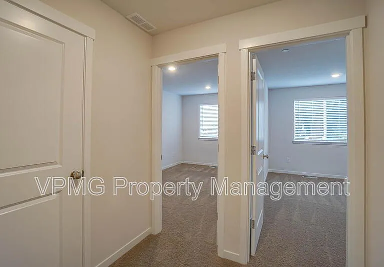 6921 NE 16th Ave — Photo 26