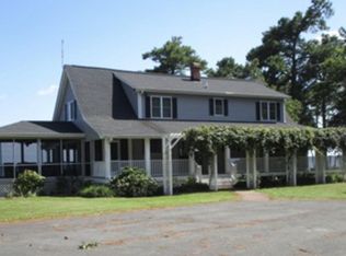 672 Taskmaker Ln, Reedville, VA 22539