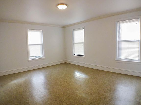 Bedroom Vacant