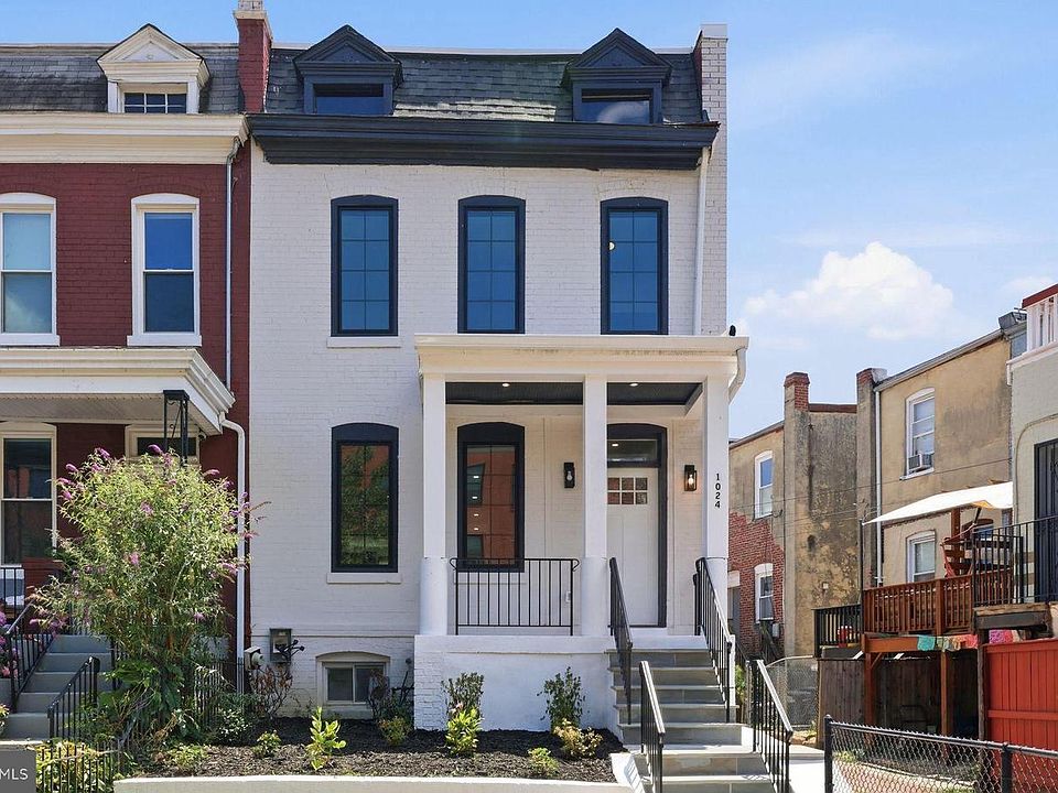 1st image of 1024 Spring Rd NW