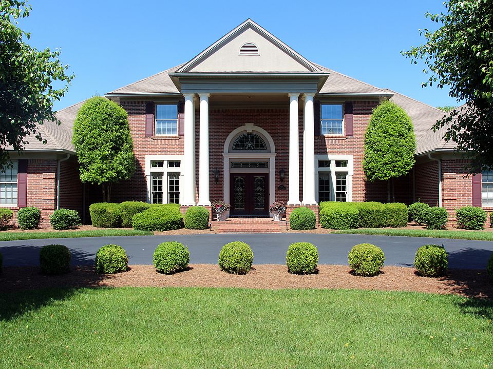 1st image of 913 Kensington Way