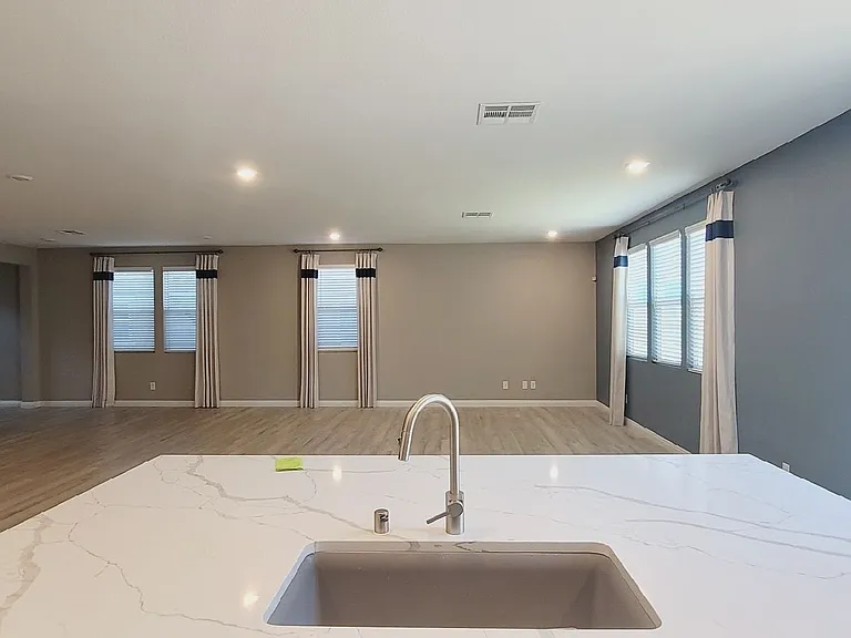 8745 Boa Vista Ave — Photo 7