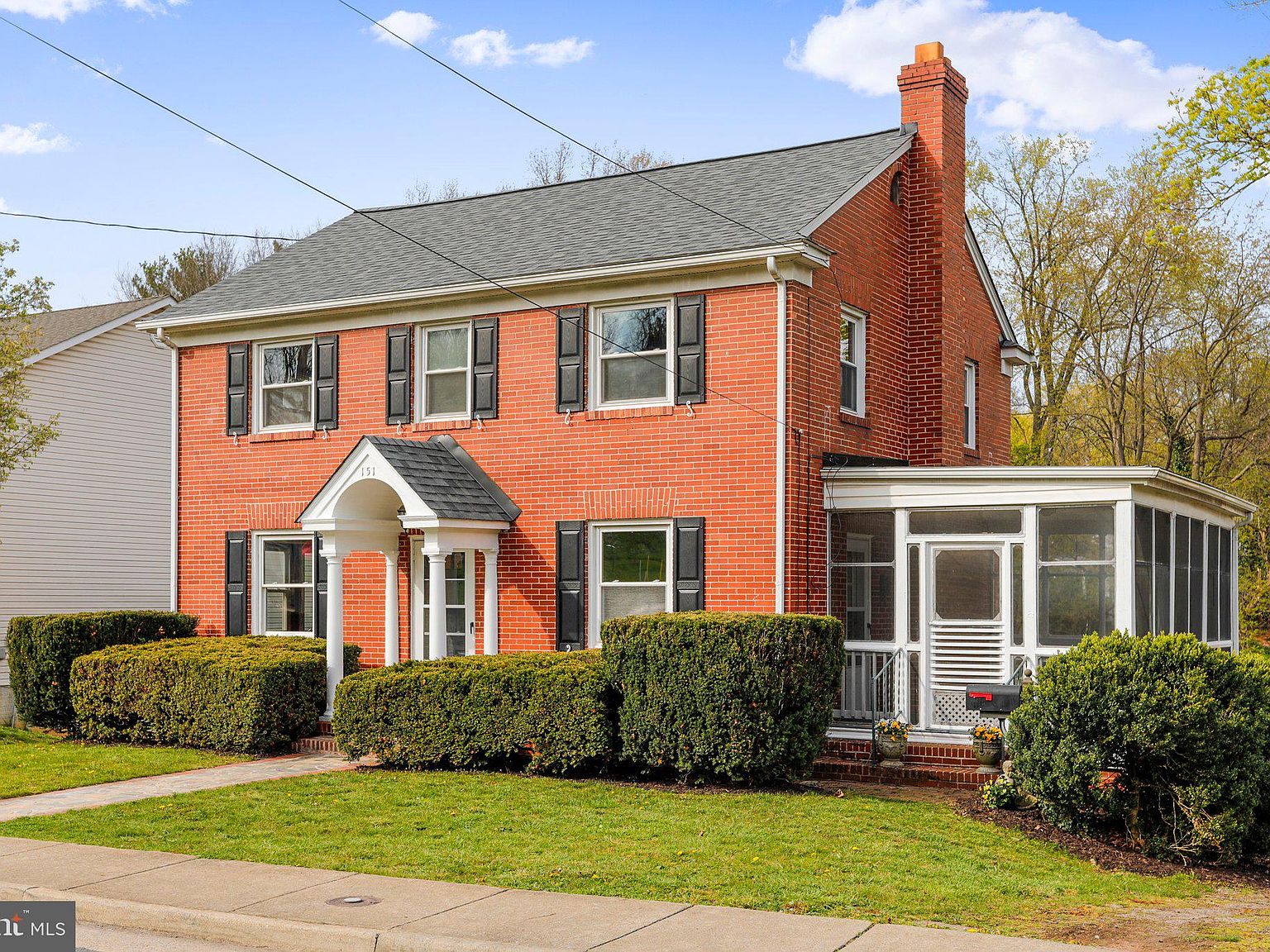 151 W Main St, Front Royal, VA 22630 Zillow