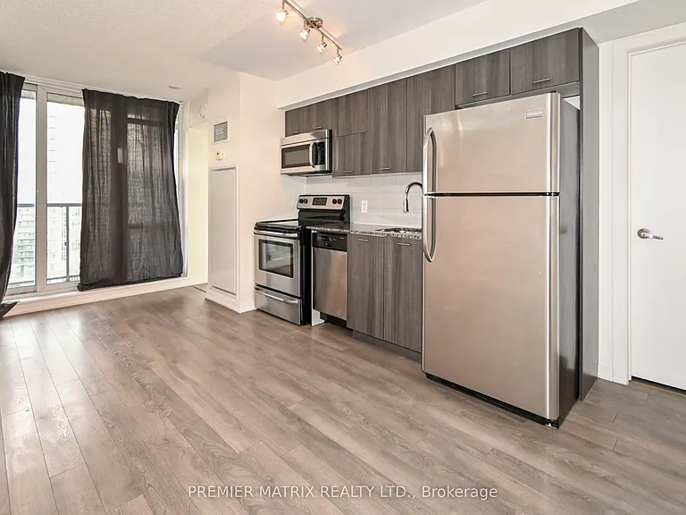 20 Joe Shuster Way #1302 — Photo 10