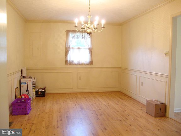 4th image of 1021 Orchard Hill Dr