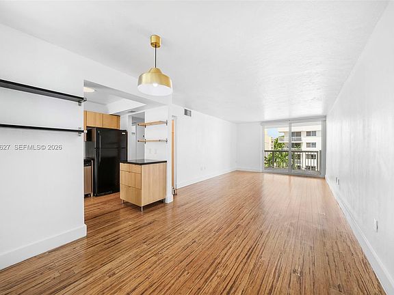 4th image of 1670 Bay Rd APT 4B