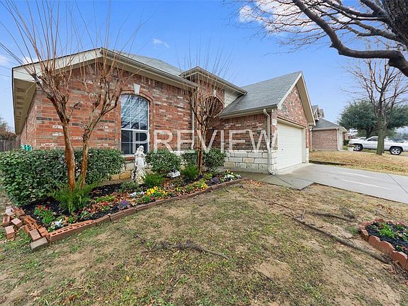 3rd image of 405 Calvary Dr