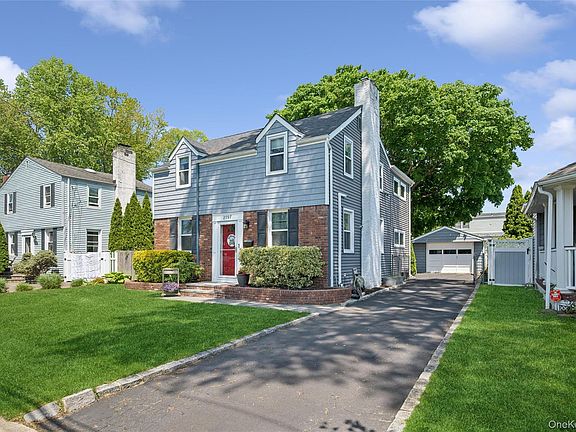 2nd image of 2197 Pine Street