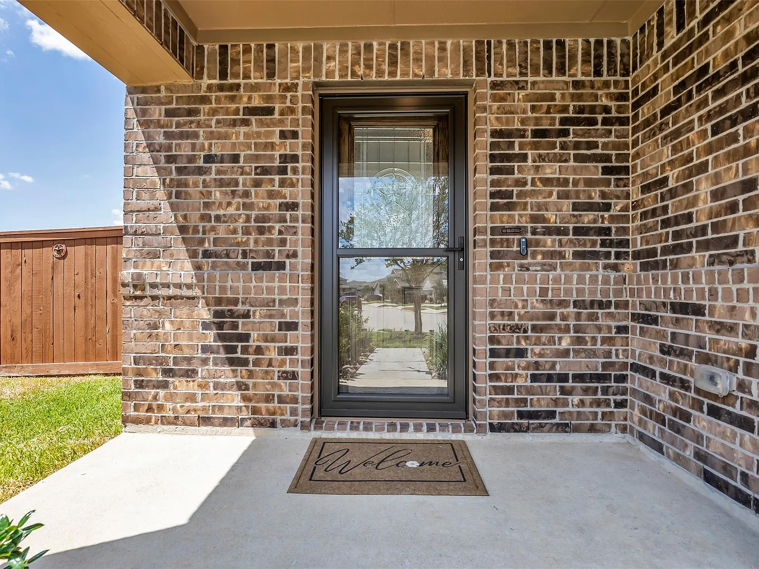 3 bed, 2.5 bath, 2230 sqft, $2,950 — Photo 4