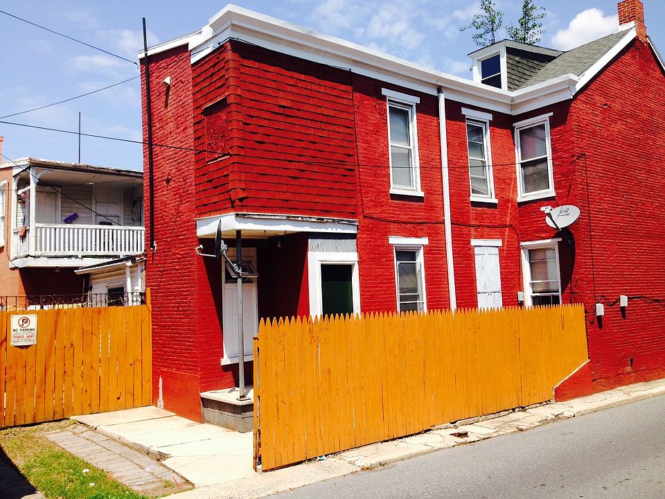 2nd image of 822 Walnut St