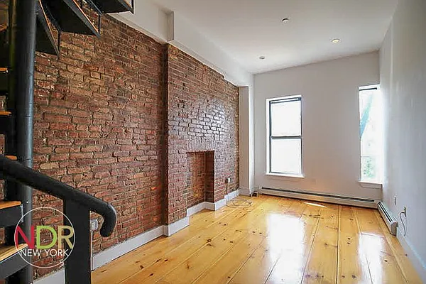 Rented by Next Door Realty NYC | media 14