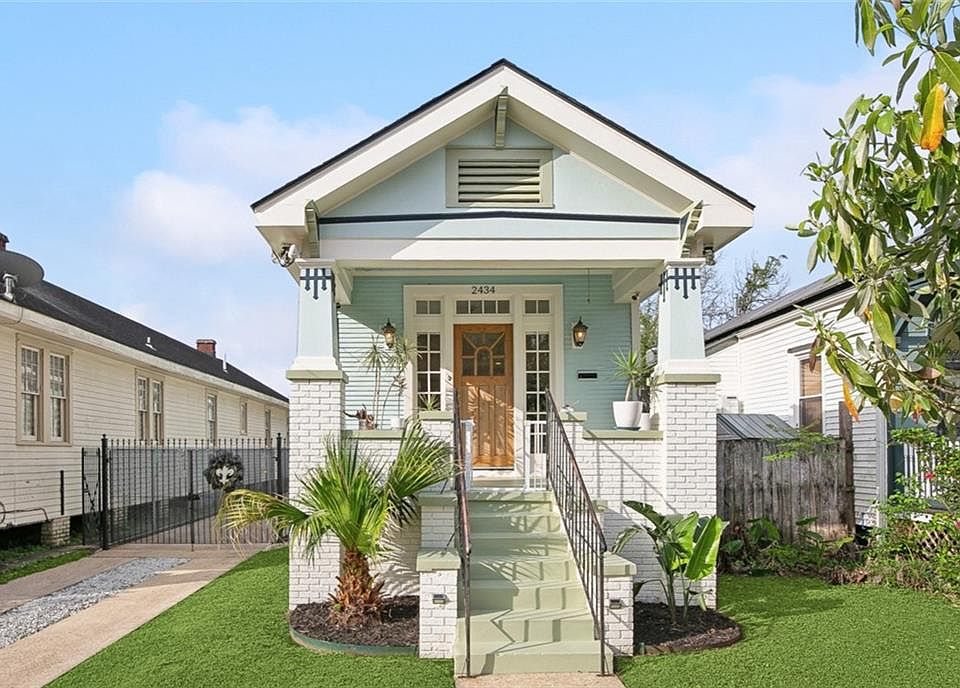 1st image of 2434 Aubry St