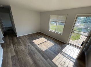 31 Lansing St, Aurora, CO 80010
