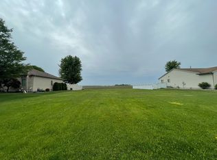 608 Garver Pl, Rantoul, IL 61866