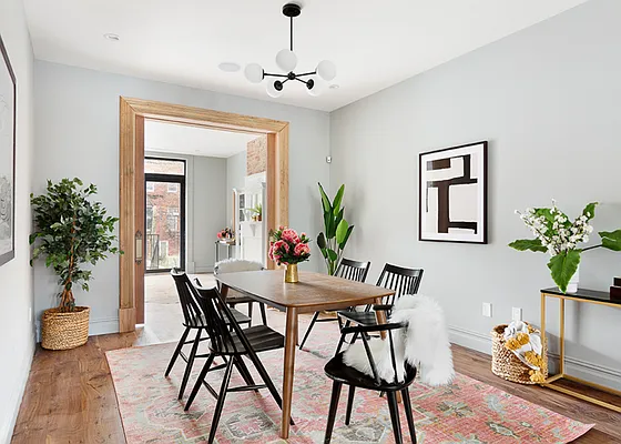 Rented by Freestone Property Group | media 16