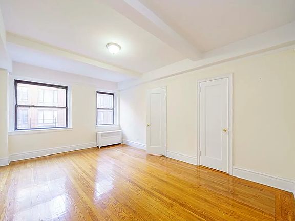 3rd image of 237 E 20th St APT 7F