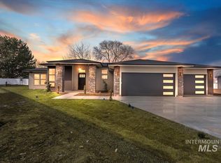 8475 W Mediterranean Ct, Boise, ID 83709