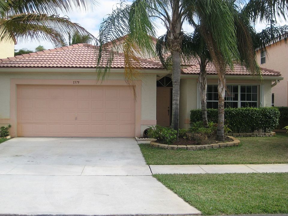 1st image of 1379 SW 181st Ave
