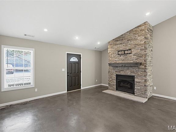 2nd image of 125 Perseverance Dr