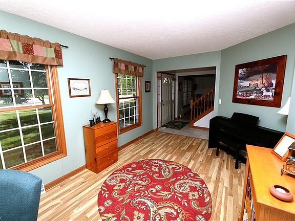 4th image of 13909 Basswood Cir