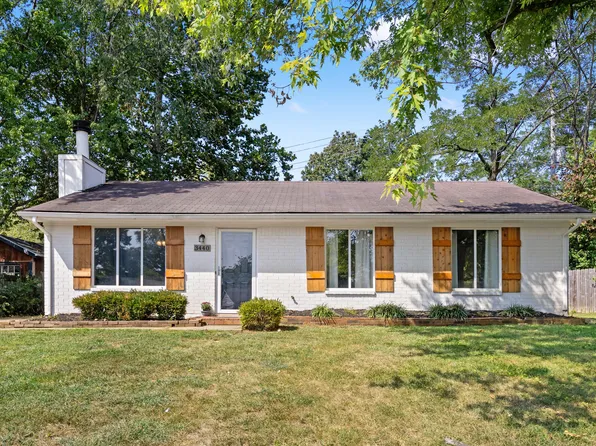 3440 Featherston Dr, Lexington, KY 40515