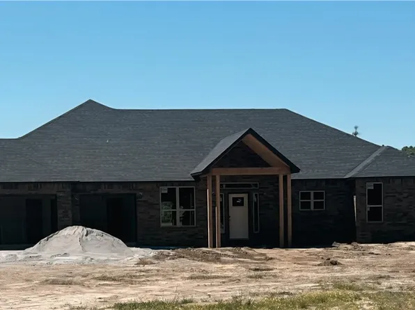 1033 W Pinto Ave, Sallisaw, OK 74955