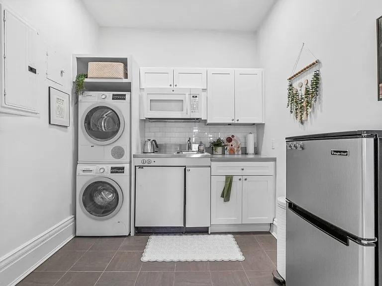 Laundry Room Cabinet