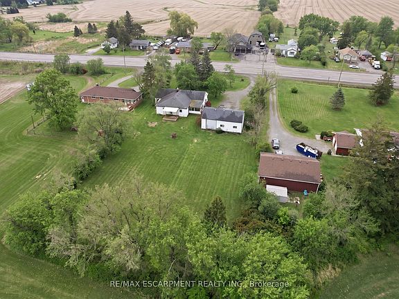 2nd image of 797 Highway 6