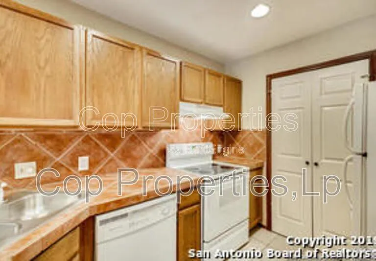 8633 Datapoint Dr #210 — Photo 8