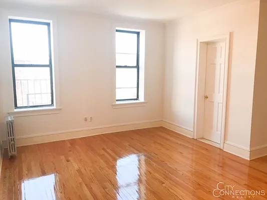 Rented by City Connections Realty | media 11