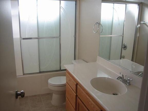 4th image of 16991 Lido Cir