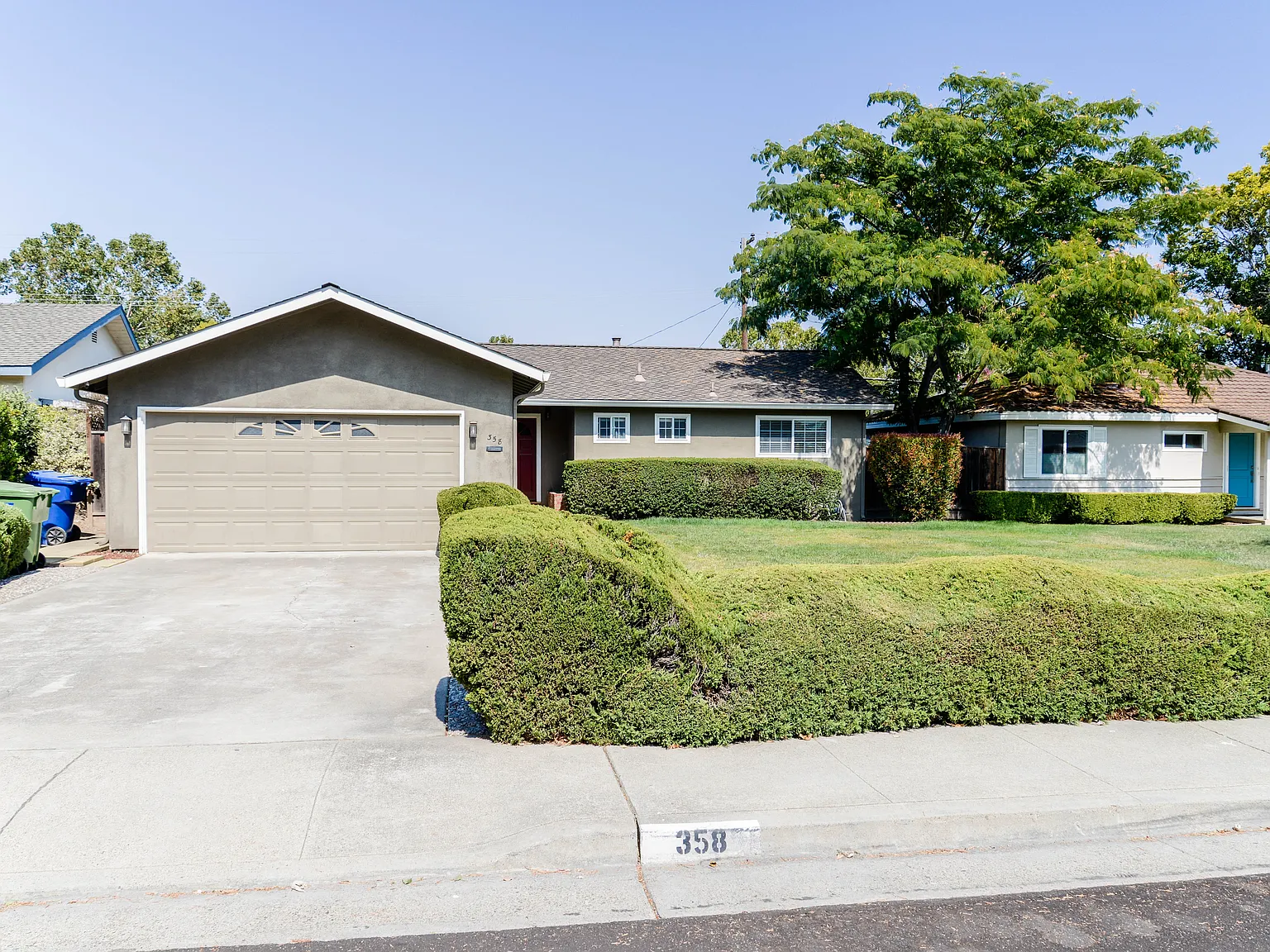 3 bed, 2.0 bath, 1284 sqft, $4,500 — Photo 1